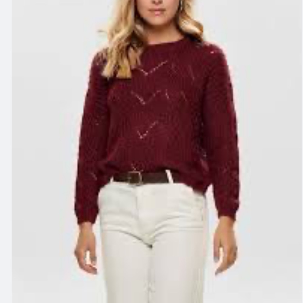 American eagle outfitters Burgundy open Knit  Boxy Sweater   Size Medium